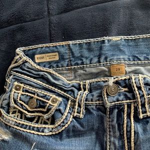 True Religion **Ricky**  Relaxed Straight Double stitched Jeans